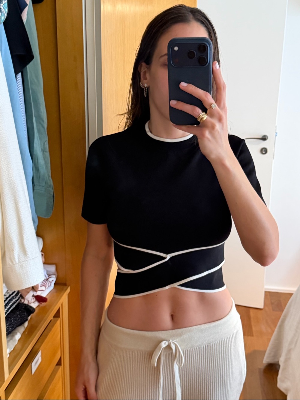 Alexander Wang Black Cropped Wrap-Trim Top with White Contrast